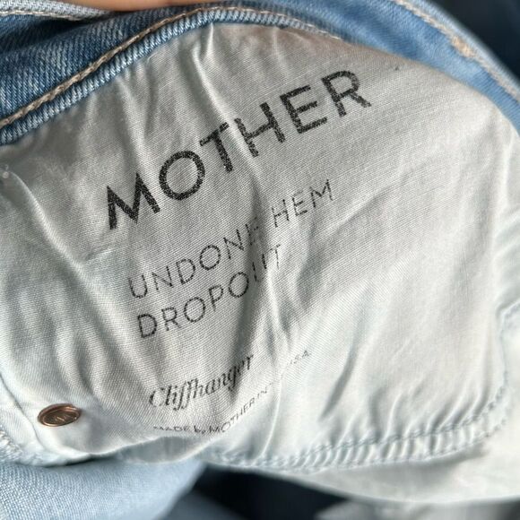 MOTHER Undone Hem Looker Crop in Cliffhanger - Picture 7 of 7